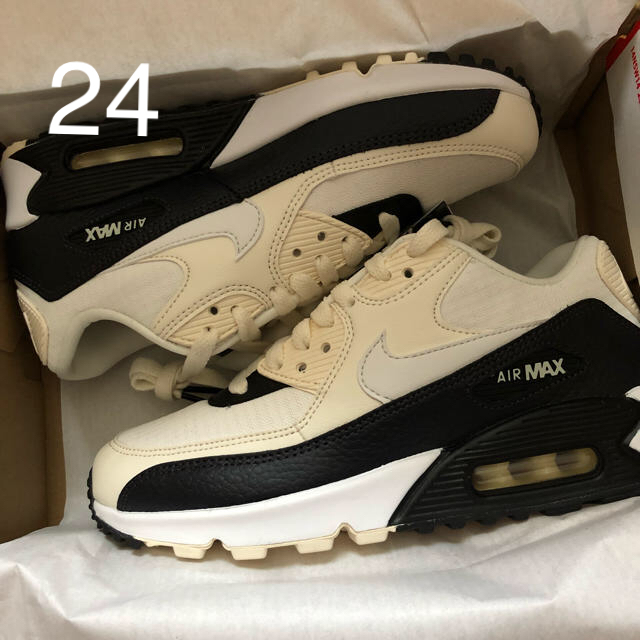 24 NIKE air max 90 アイボリー