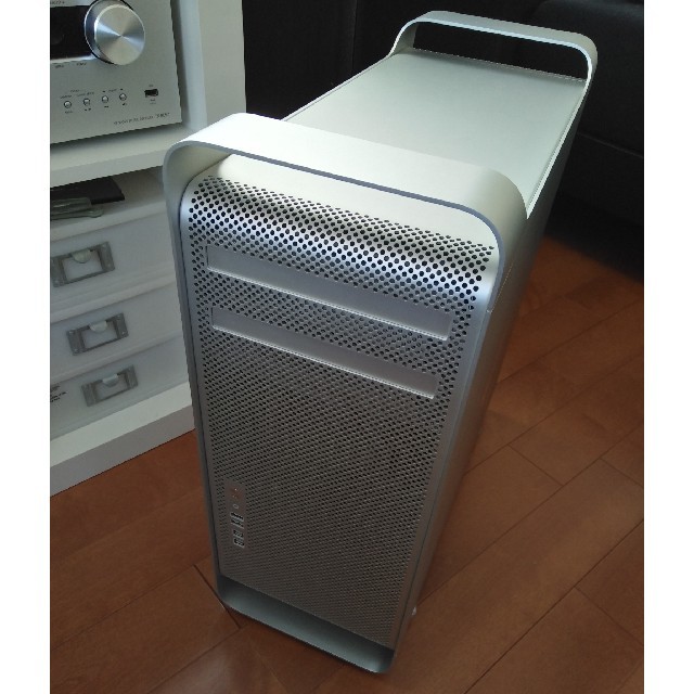 Mac Pro 5.1(2010)超美品　キャスターつき