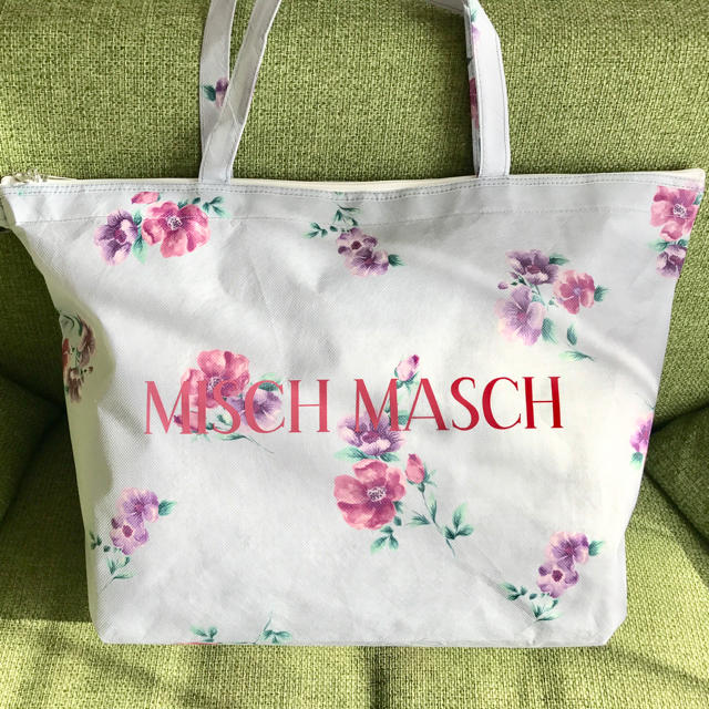 MISCH MASCH(ミッシュマッシュ)のお値下げ【送料込み】ミッシュマッシュ 福袋 ４点 レディースのレディース その他(セット/コーデ)の商品写真