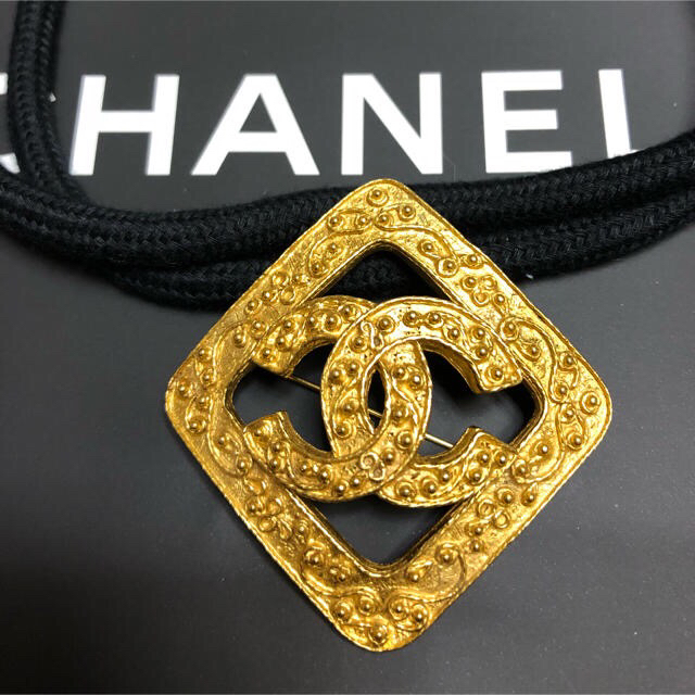 シャネル ブローチ CHANEL ブローチ