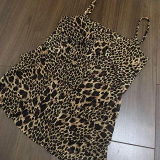 フォーエバートゥエンティーワン(FOREVER 21)の💓ヒョウ柄ティアードキャミ(キャミソール)