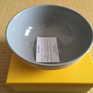 ルクルーゼ(LE CREUSET)の新品ルクルーゼ マルチボール２０㎝ ミストグレー(食器)