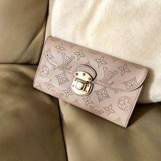 ルイヴィトン(LOUIS VUITTON)のルイヴィトン♡マヒナ アメリア♡ジッピーウォレット 長財布♡ベージュ(財布)