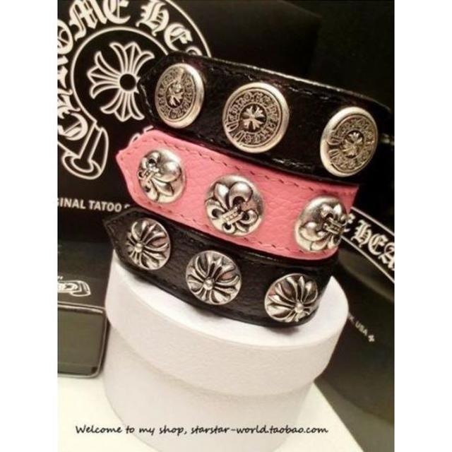 Chrome Hearts(クロムハーツ)のクロス フローラルモチーフ レザーブレスレット メンズ レディース メンズのアクセサリー(ブレスレット)の商品写真