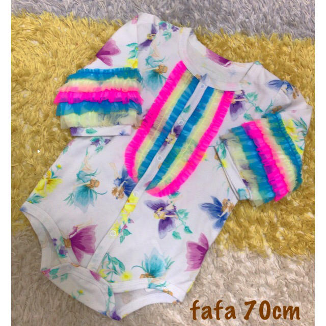 fafa(フェフェ)の新品 fafa フリル ボディ キッズ/ベビー/マタニティのベビー服(~85cm)(ロンパース)の商品写真