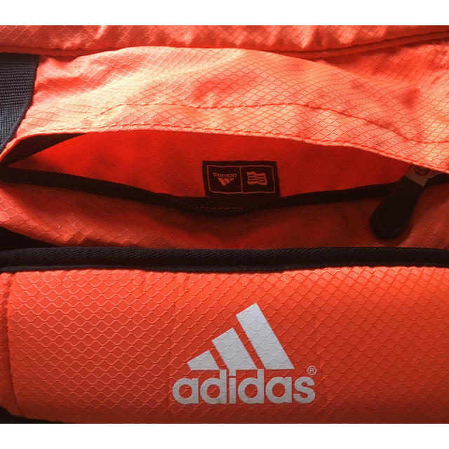 adidas(アディダス)のadidas クラブケース スポーツ/アウトドアのゴルフ(バッグ)の商品写真