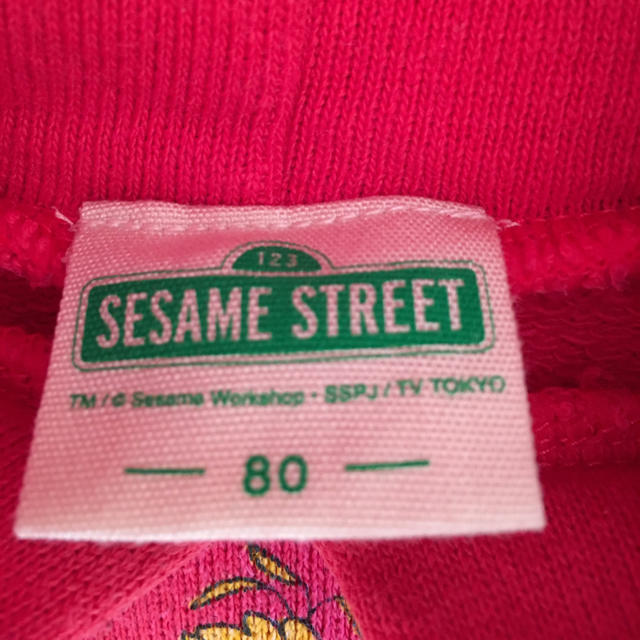 SESAME STREET(セサミストリート)の赤パーカー80 キッズ/ベビー/マタニティのベビー服(~85cm)(トレーナー)の商品写真