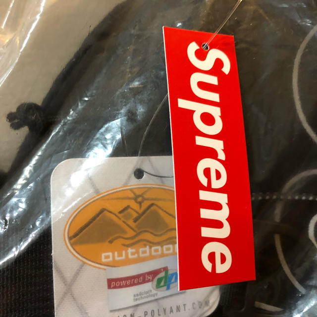 Supreme(シュプリーム)の18FW BackPack メンズのバッグ(バッグパック/リュック)の商品写真
