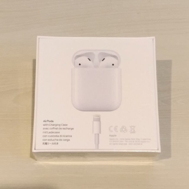 【新品】Apple AirPods MMEF2J/Aヘッドフォン/イヤフォン