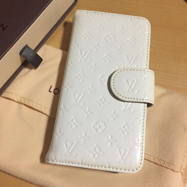 LOUIS VUITTON - LV iPhone6/6s 手帳型ケース ヴィトン  白ヴェルニの通販 by nicomaru♡｜ルイヴィトンならラクマ