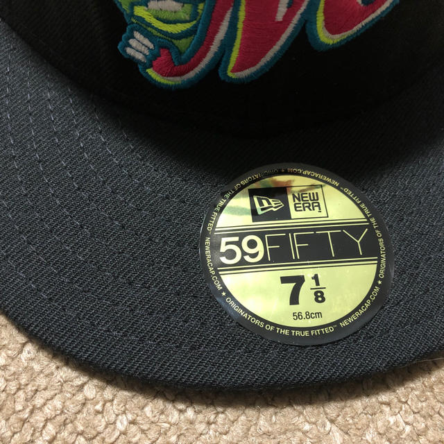 NEW ERA(ニューエラー)の新品 NEWERA せサミーストリート クッキーモンスター 7 1/8 レディースの帽子(キャップ)の商品写真