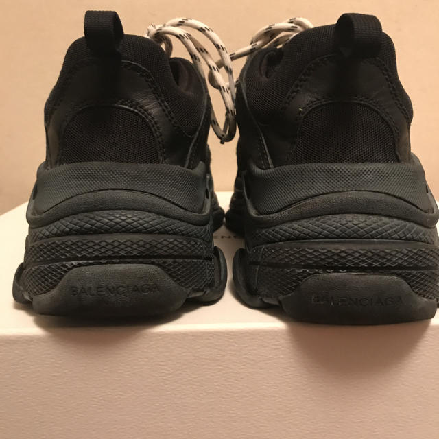 Balenciaga(バレンシアガ)のBALENCIAGA triples 42 used加工 メンズの靴/シューズ(スニーカー)の商品写真