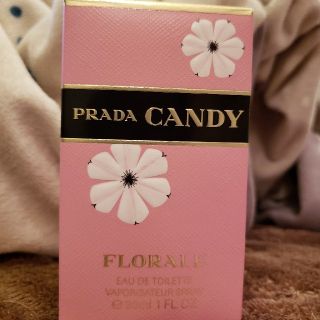 プラダ(PRADA)のほぼ未使用☆説明有り☆　PRADA   香水　30ml(香水(女性用))