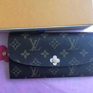 ルイヴィトン(LOUIS VUITTON)のルイヴィトン☆ポルトフォイユ・エミリー未使用品(財布)