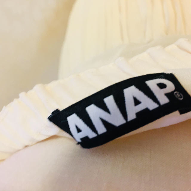 ANAP(アナップ)のANAPベア プリーツ ワンピース レディースのワンピース(ミニワンピース)の商品写真