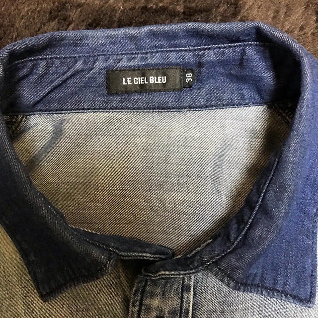 LE CIEL BLEU(ルシェルブルー)のルシェルブルー denimシャツ レディースのトップス(シャツ/ブラウス(長袖/七分))の商品写真