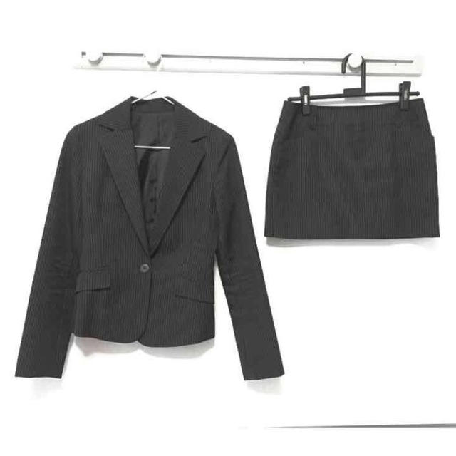ミニ丈33cm☆ ストライプ  スーツ レディースのフォーマル/ドレス(スーツ)の商品写真