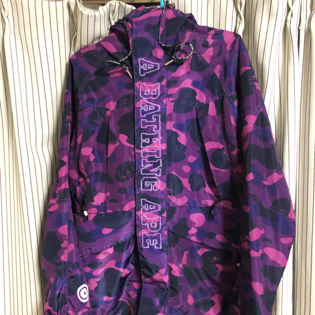 A BATHING APE(アベイシングエイプ)のBAPE ア ベイシング エイプ スノーボードジャケット サイズL メンズのジャケット/アウター(マウンテンパーカー)の商品写真