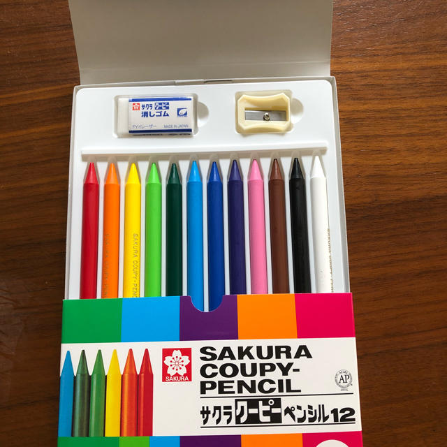 SACRA(サクラ)のクーピー りえちゃん様専用 エンタメ/ホビーのアート用品(クレヨン/パステル)の商品写真