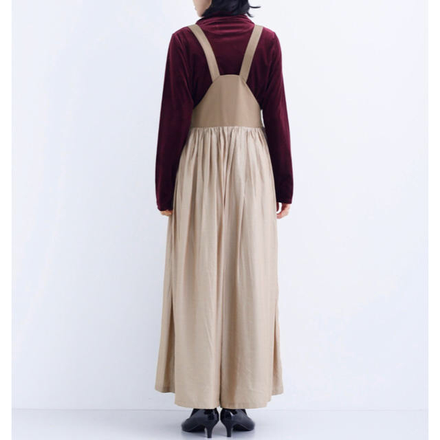 merlot(メルロー)のmerlot☆ギャザーサロペットパンツ レディースのパンツ(サロペット/オーバーオール)の商品写真