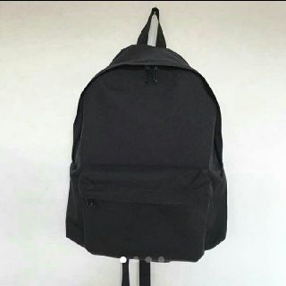 コムデギャルソンオムプリュス(COMME des GARCONS HOMME PLUS)のCOMME des GARCONS リュック Mサイズ  ブラック シンプル(リュック/バックパック)