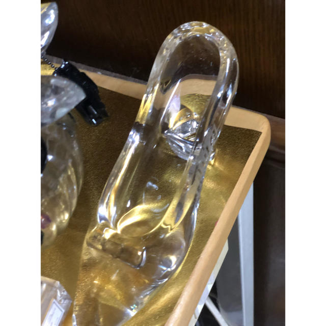 Disney ガラスの靴 レトロ ディズニーランド 30年前購入 クリスタル コレクターの通販 By Pankun0413 S Shop ディズニー ならラクマ