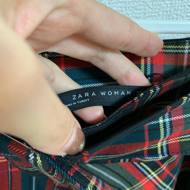 ZARA(ザラ)のZARチェック柄スカート XS レディースのスカート(ひざ丈スカート)の商品写真