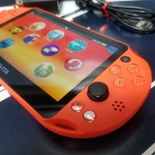 プレイステーションヴィータ(PlayStation Vita)のPSVITA pch-2000 Neon Orange 送料無料(携帯用ゲーム機本体)