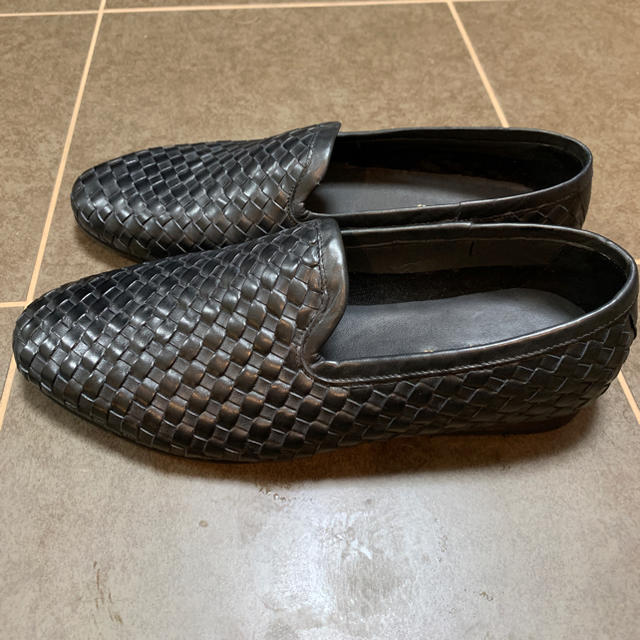 ZARA(ザラ)のZARA ブラックレザーローファー メンズの靴/シューズ(スリッポン/モカシン)の商品写真