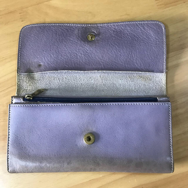 IL BISONTE(イルビゾンテ)のイルビゾンテのウォレット  紫 パープル レディースのファッション小物(財布)の商品写真