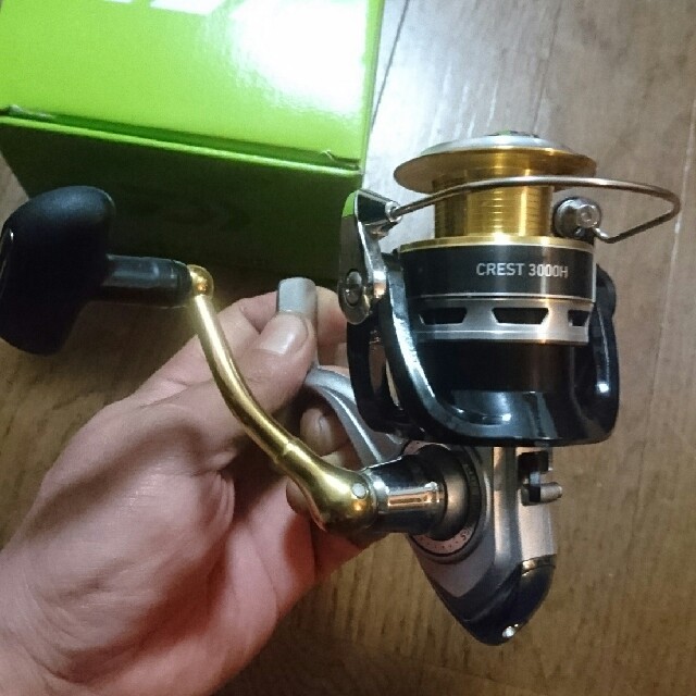 DAIWA(ダイワ)のDaiwa リール クレスト3000 スポーツ/アウトドアのフィッシング(リール)の商品写真