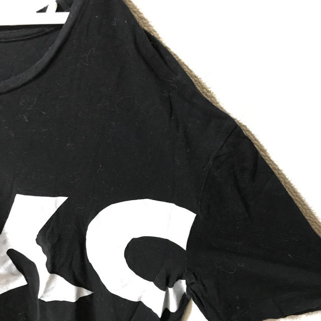 niko and...(ニコアンド)の黒 niko 半袖Tシャツ レディースのトップス(Tシャツ(半袖/袖なし))の商品写真