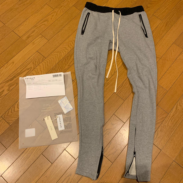 fog fear of god essentials スウェットパンツ Sのサムネイル