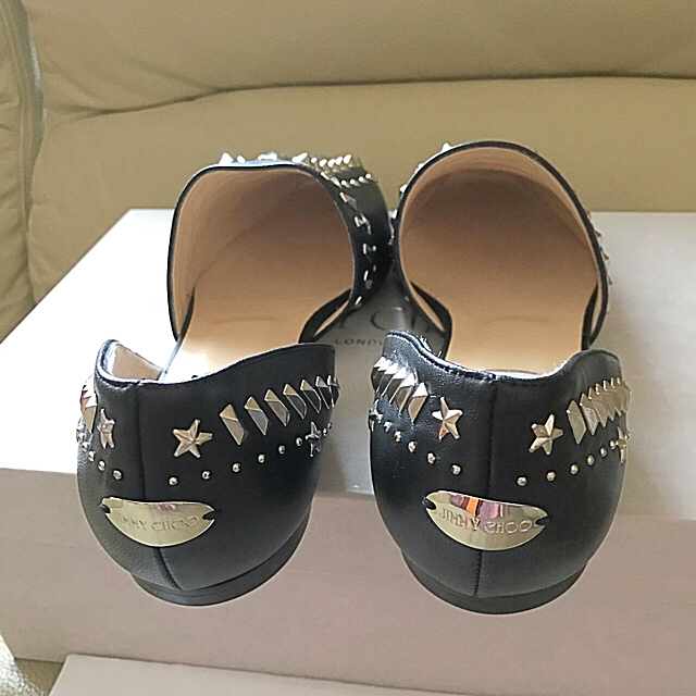 JIMMY CHOO(ジミーチュウ)のJimmy Choo  パンク スタッズナッパフラットシューズ 37 レディースの靴/シューズ(スリッポン/モカシン)の商品写真