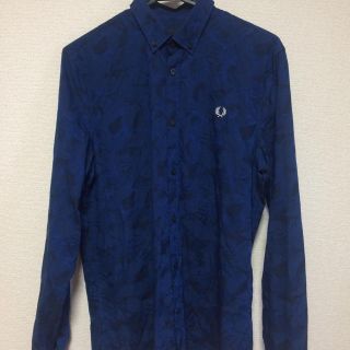 フレッドペリー(FRED PERRY)のFREDPERRY カモフラメンズシャツ★定価18000円★(シャツ)