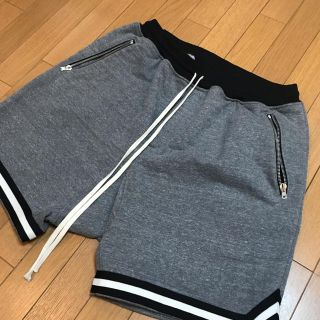 フィアオブゴッド(FEAR OF GOD)のfear of god basketball shorts grey XL(ショートパンツ)