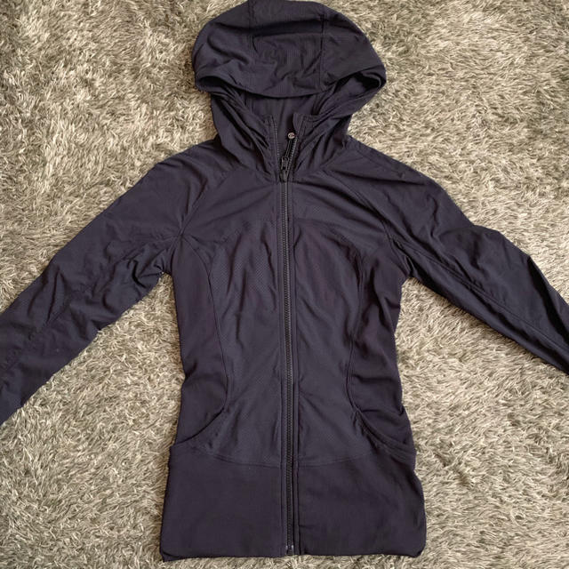 lululemon リバーシブルパーカー ブラック - ヨガ