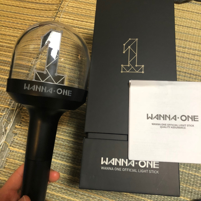 Wanna One ペンライト エンタメ/ホビーのCD(K-POP/アジア)の商品写真