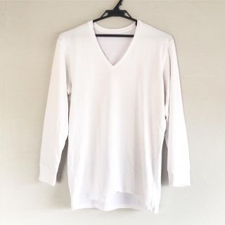 ユニクロ(UNIQLO)の【 UNIQLO 美品 】ヒートテック 極暖 Vネック 9分丈 ホワイト(Tシャツ/カットソー(七分/長袖))