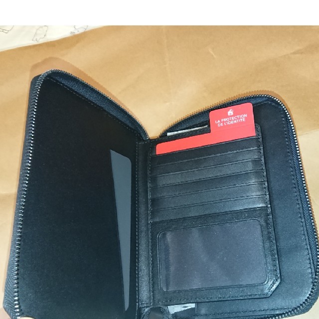 TUMI(トゥミ)のＴＵＭＩ パスポートケース 本革 ブラック メンズのバッグ(ビジネスバッグ)の商品写真