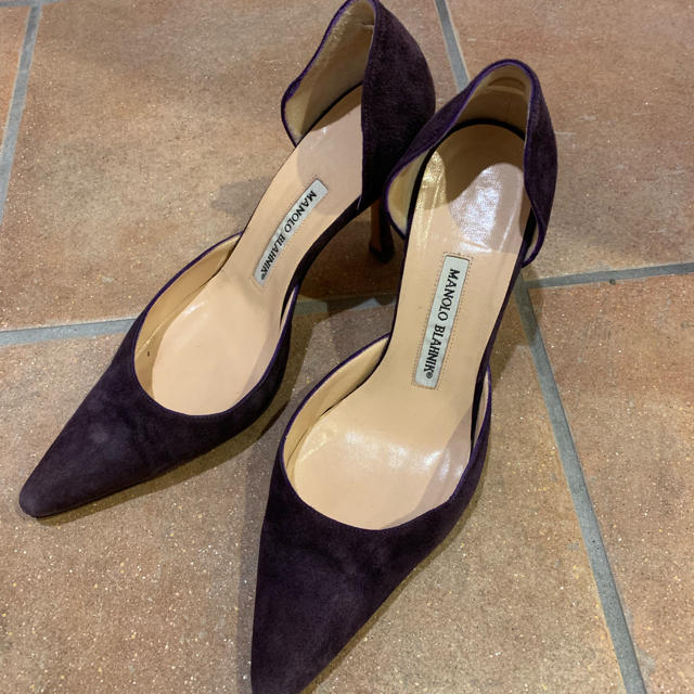 MANOLO BLAHNIK(マノロブラニク)のMANOLO BLAHNIKヒール レディースの靴/シューズ(ハイヒール/パンプス)の商品写真