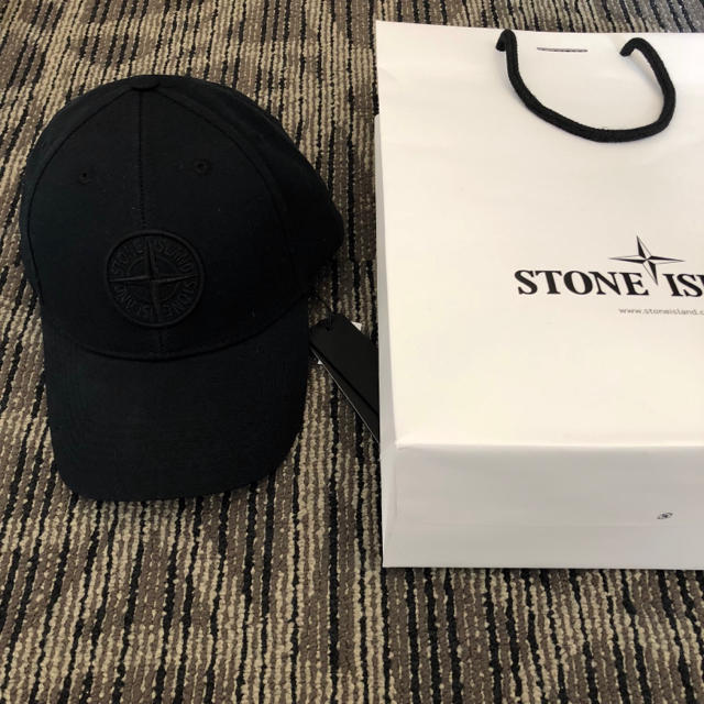 【新品 定価以下】STONE ISLAND キャップ ブラック帽子