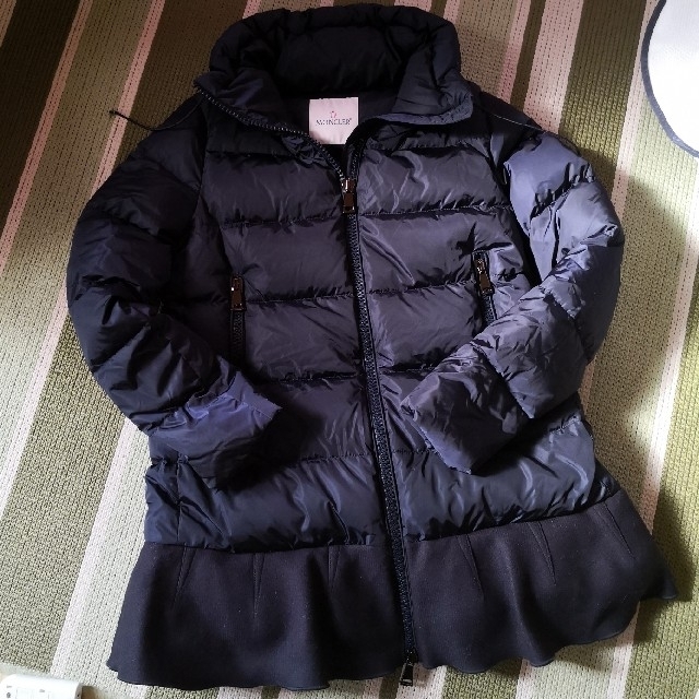 最終お値下げ　MONCLER『VIBURNUM 』ダウンコート