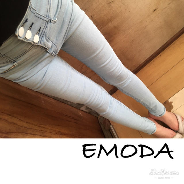 EMODA(エモダ)のEMODA♥ハイウエスト レディースのパンツ(デニム/ジーンズ)の商品写真