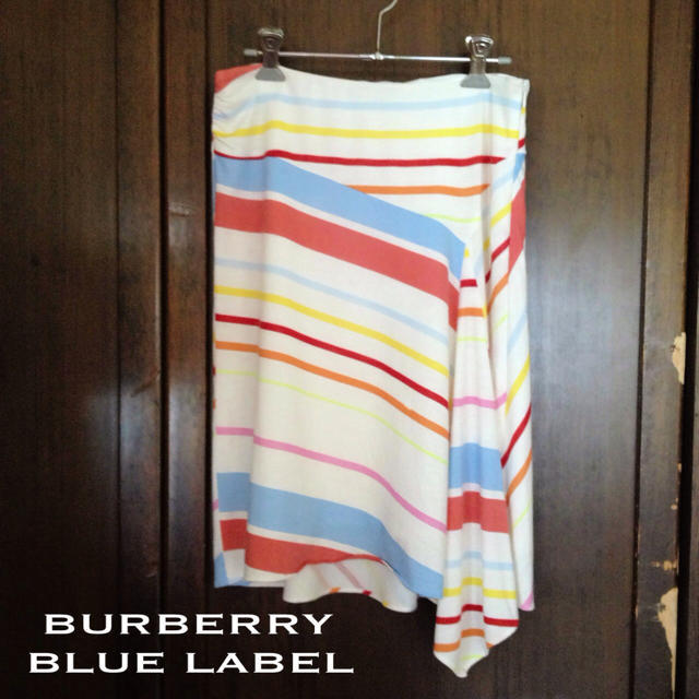 BURBERRY(バーバリー)のBURBERRY♡アシンメトリースカート レディースのスカート(ひざ丈スカート)の商品写真