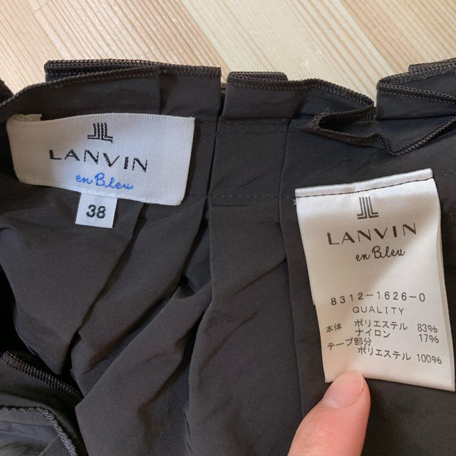 LANVIN en Bleu(ランバンオンブルー)のランバンオンブルー ブラウン ミニスカート レディースのスカート(ミニスカート)の商品写真