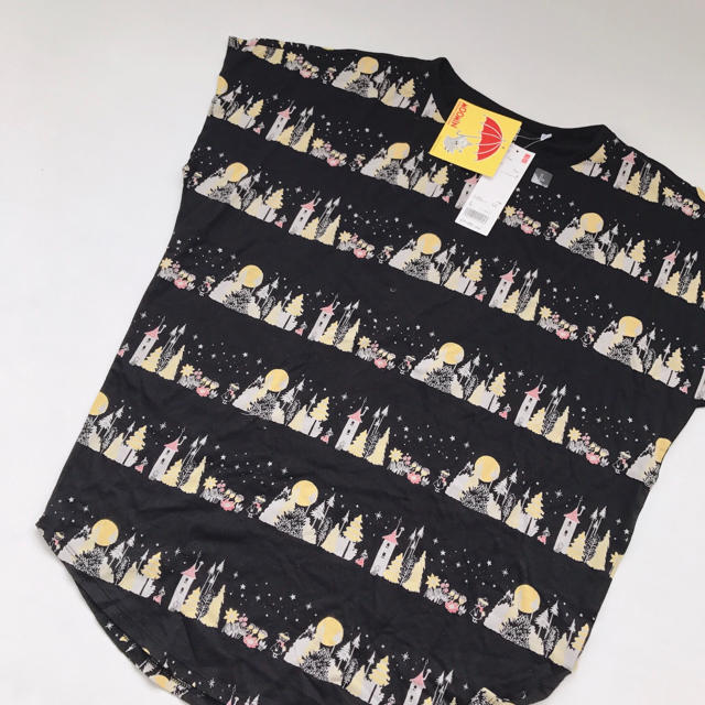 UNIQLO(ユニクロ)の未使用 UT ユニクロ ムーミン グラフィック チュニック L レディースのトップス(Tシャツ(半袖/袖なし))の商品写真