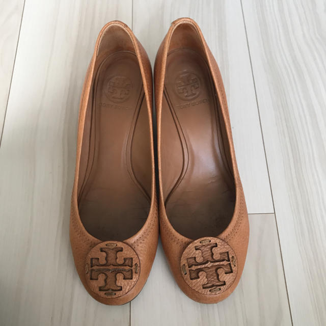 Tory Burch(トリーバーチ)のトリーバーチ ウェッジソール ブラウン シューズ レディースの靴/シューズ(ハイヒール/パンプス)の商品写真