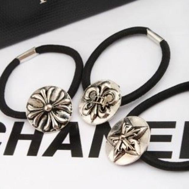 Chrome Hearts(クロムハーツ)のフローラル レトロ ブレスレット ゴム クロス バンド メンズのアクセサリー(ブレスレット)の商品写真