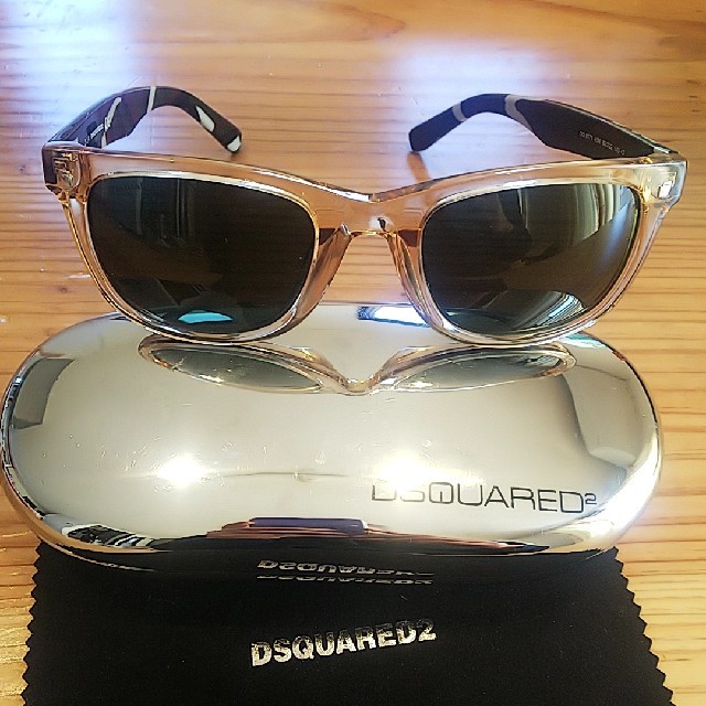 DSQUARED2(ディースクエアード)のディースクエアード サングラス メンズのファッション小物(サングラス/メガネ)の商品写真